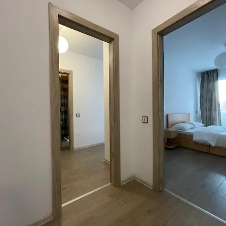 Apartment Grand Park Grey Iulius Mall